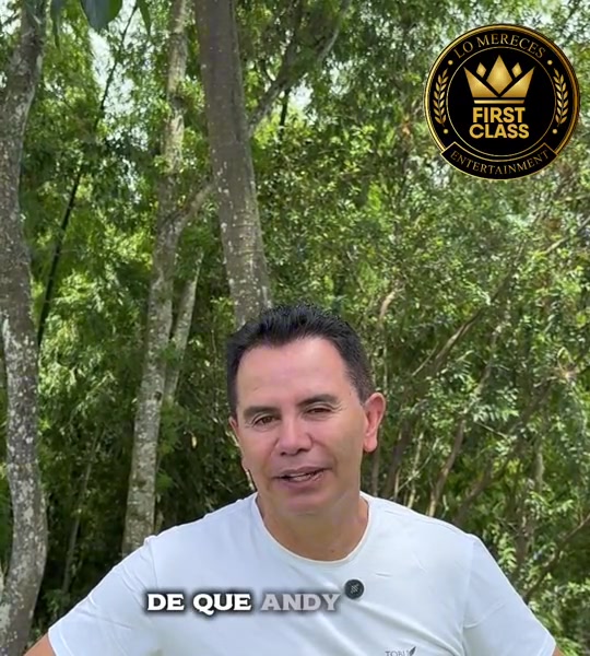 Jhonny Rivera comparte una historia